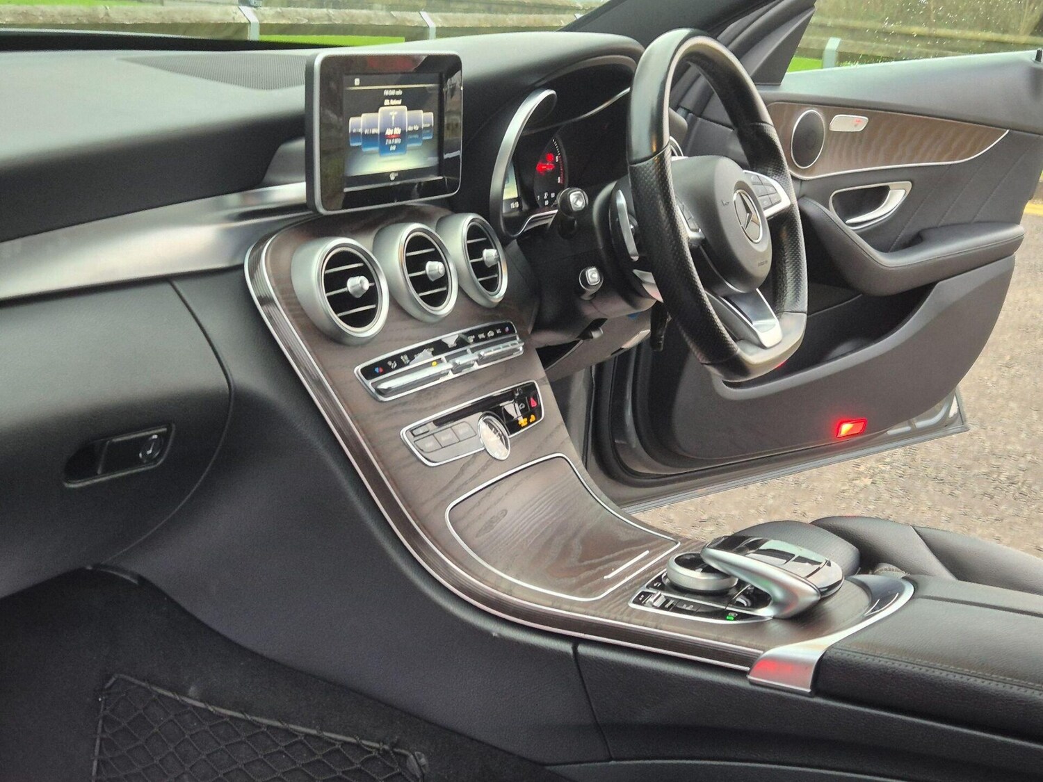 Used Mercedes-Benz C Class 2016 for sale - 77351283: Photo 30