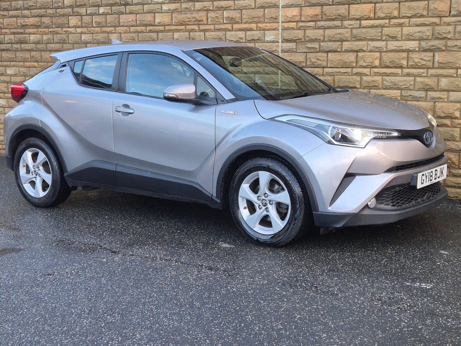 Used Toyota C-HR 2018 for sale - 76734656: Photo 13