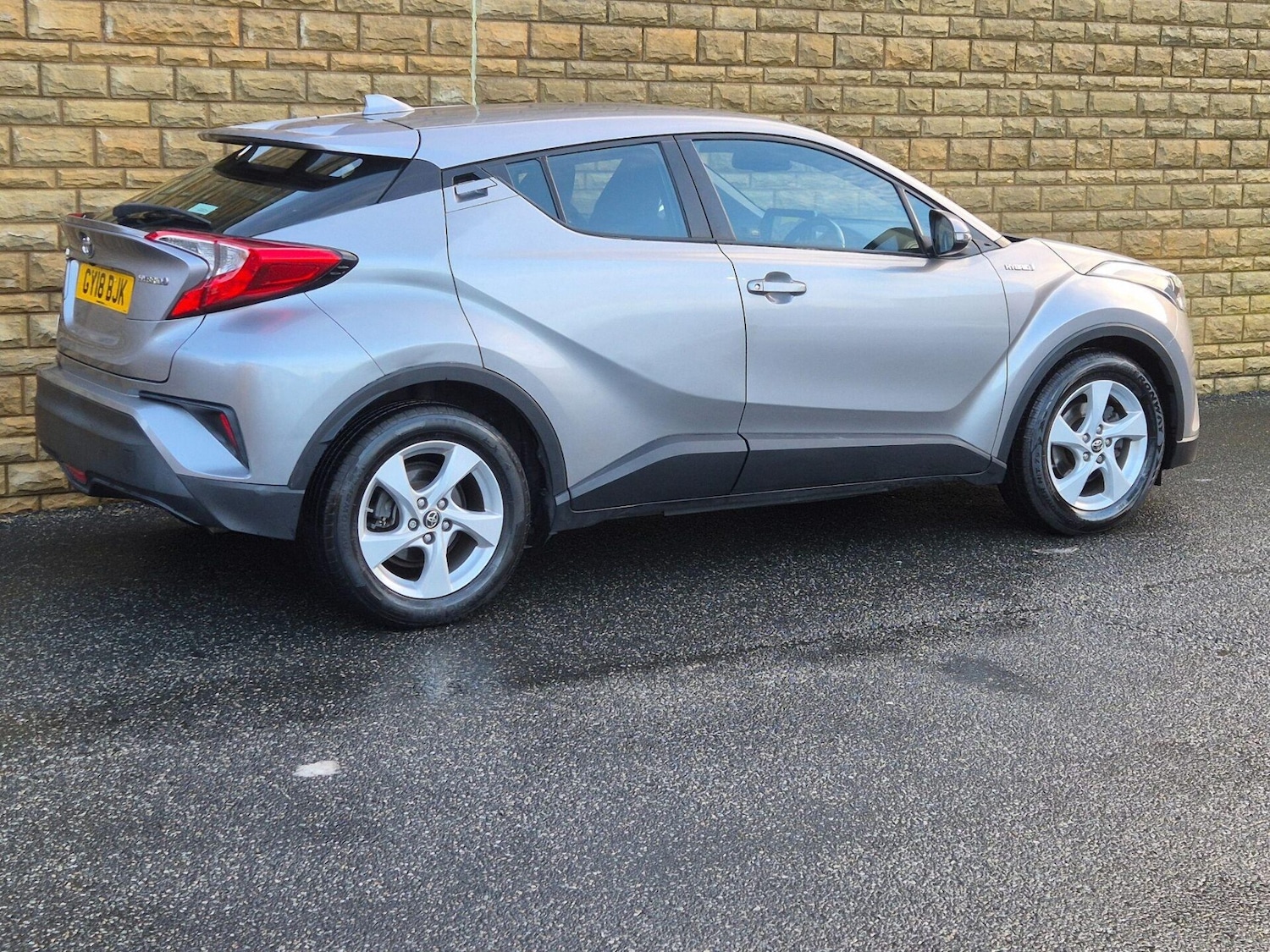 Used Toyota C-HR 2018 for sale - 76734656: Photo 17