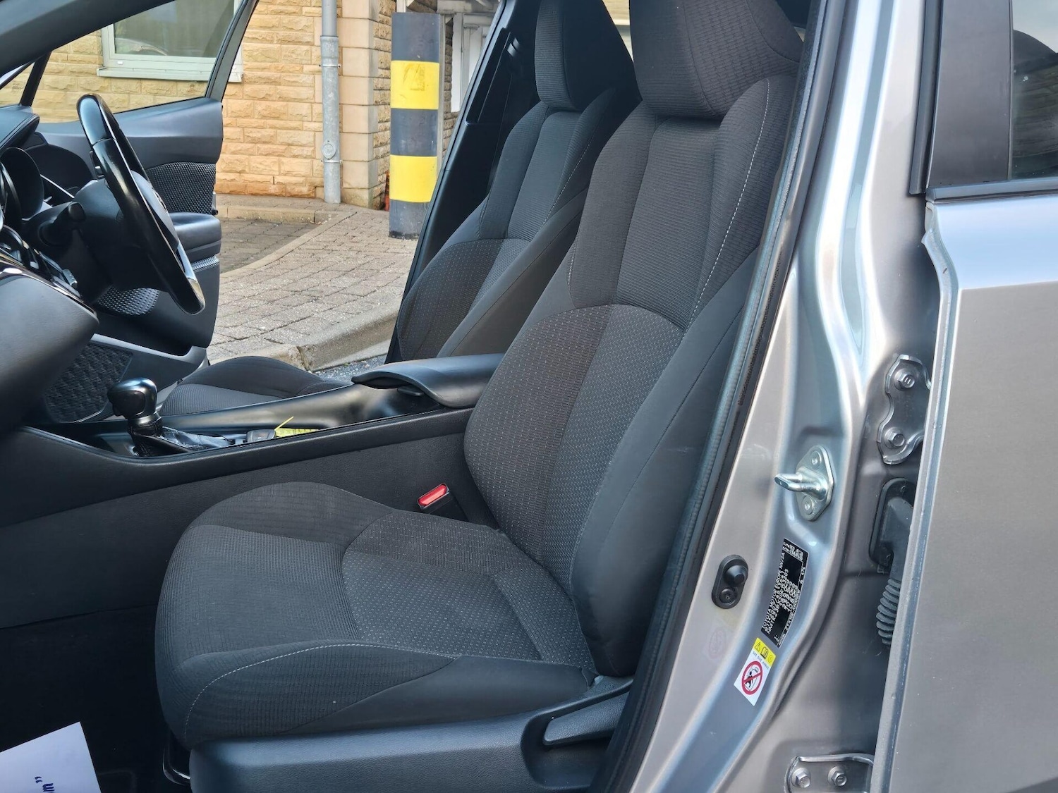 Used Toyota C-HR 2018 for sale - 76734656: Photo 22