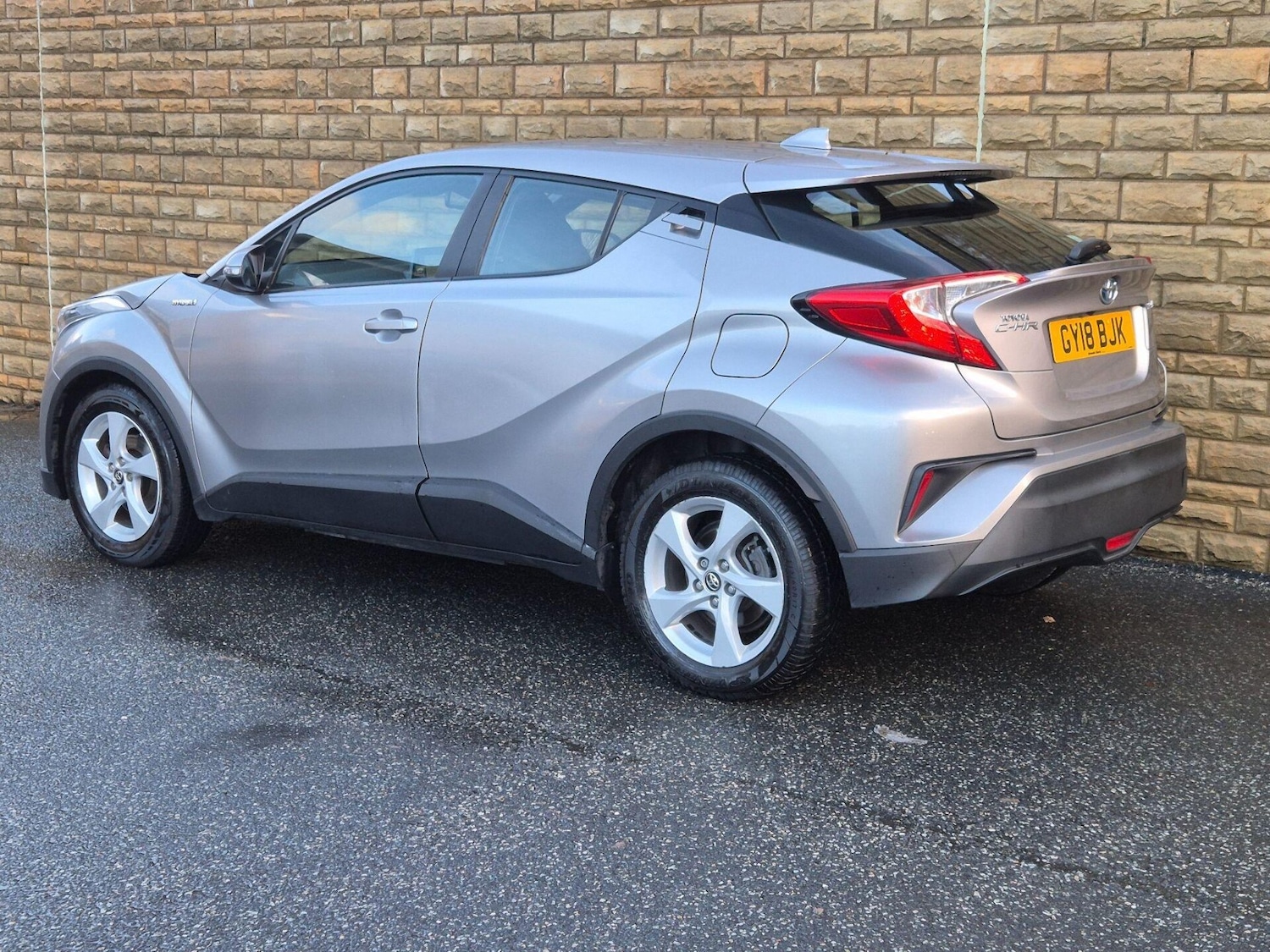 Used Toyota C-HR 2018 for sale - 76734656: Photo 28