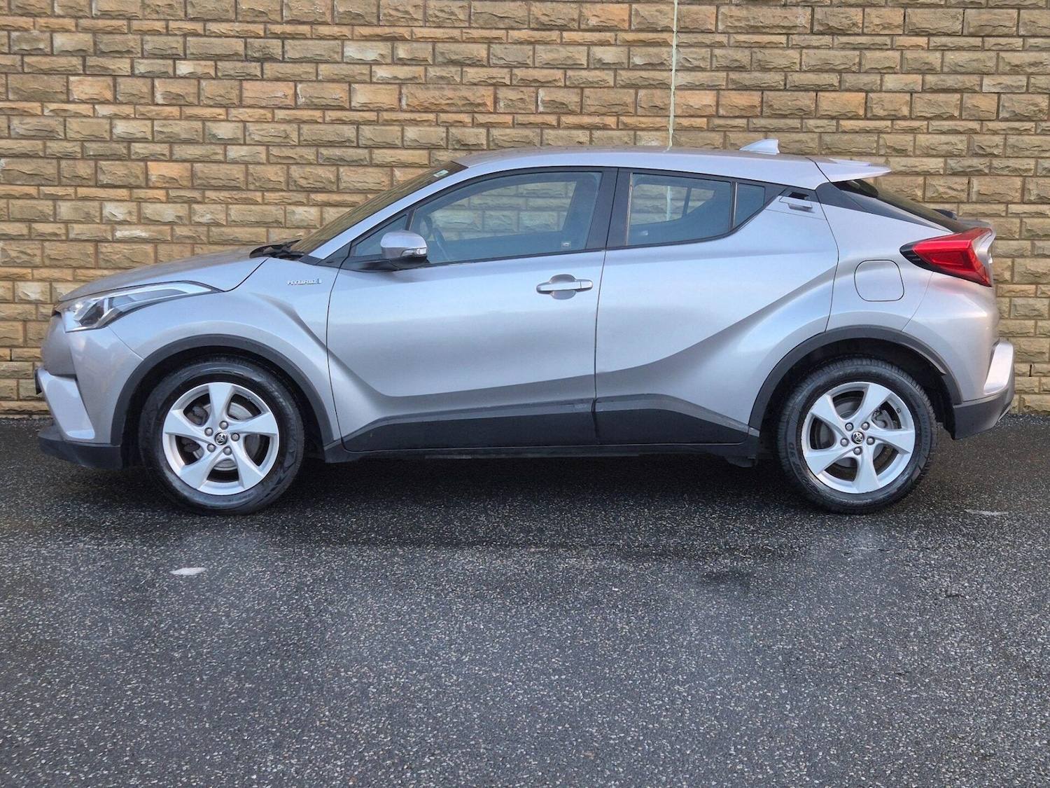 Used Toyota C-HR 2018 for sale - 76734656: Photo 29