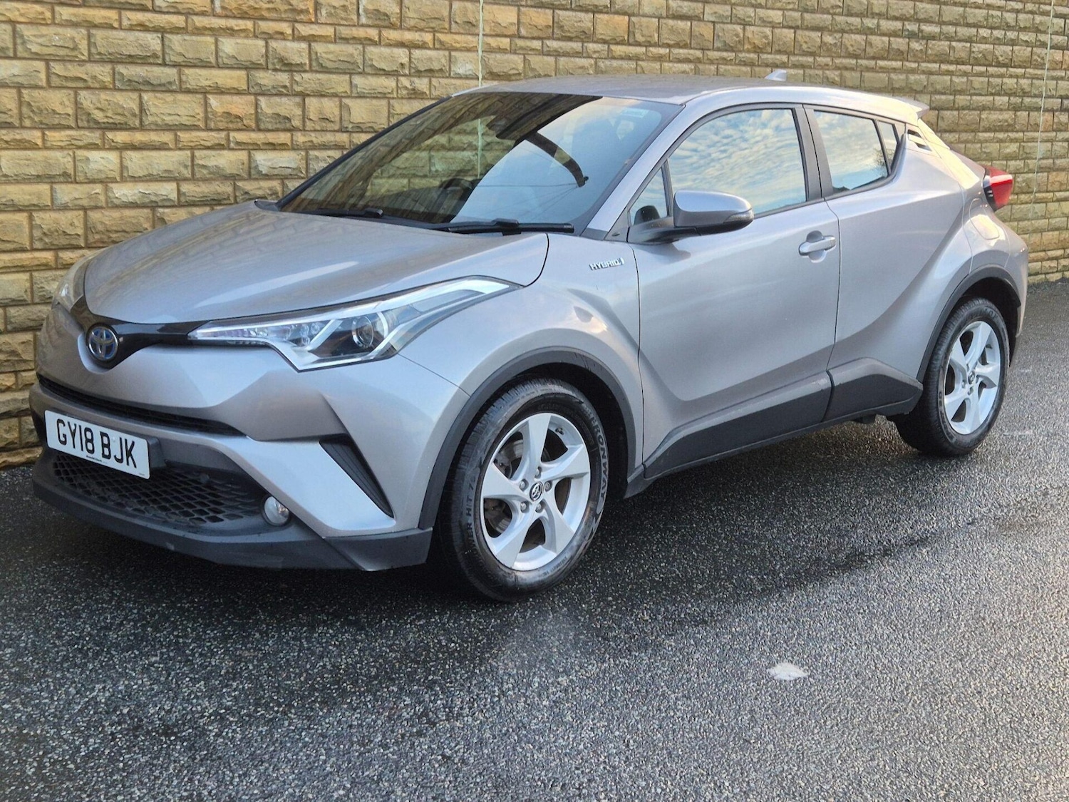 Used Toyota C-HR 2018 for sale - 76734656: Photo 31