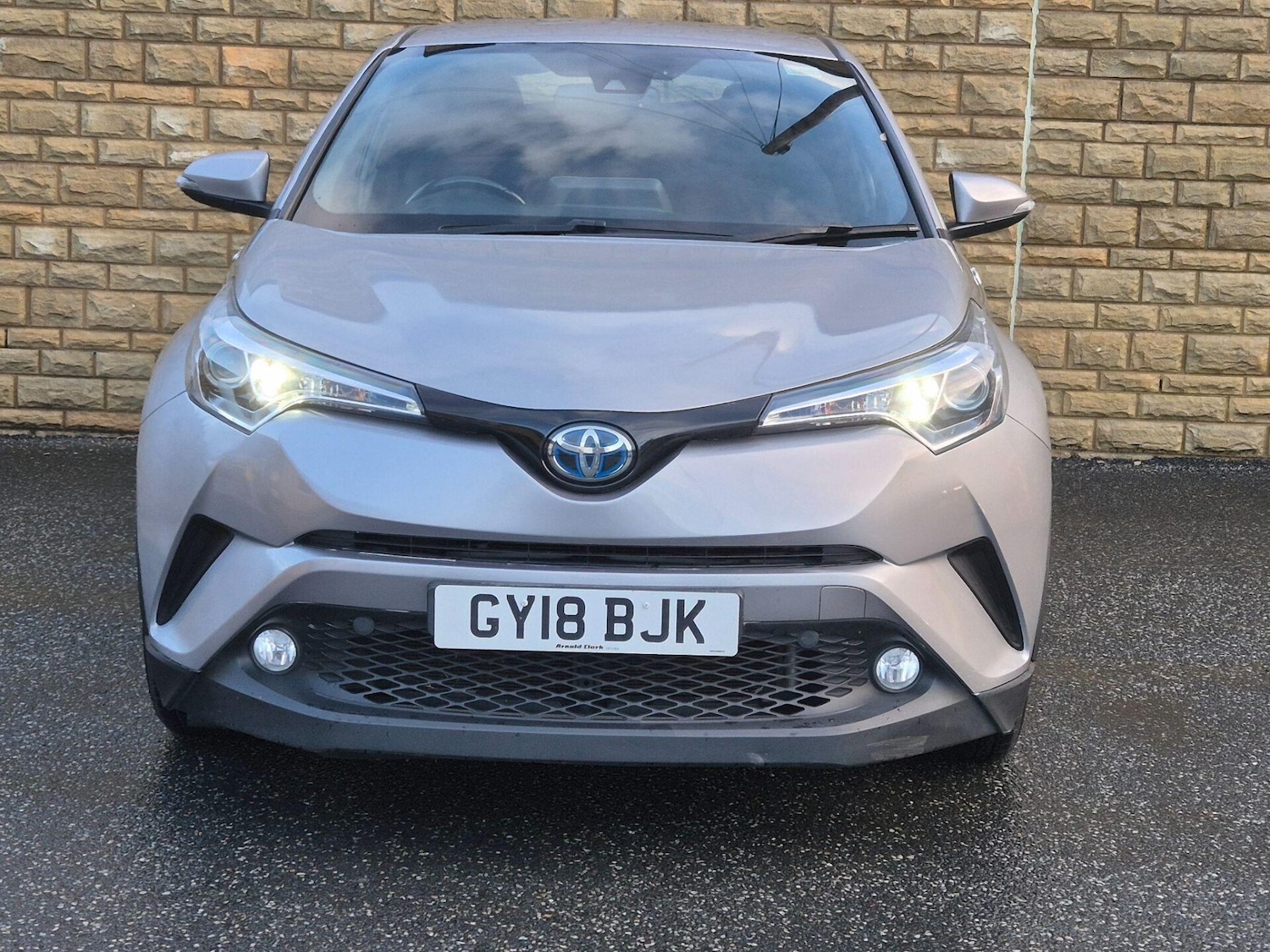 Used Toyota C-HR 2018 for sale - 76734656: Photo 7