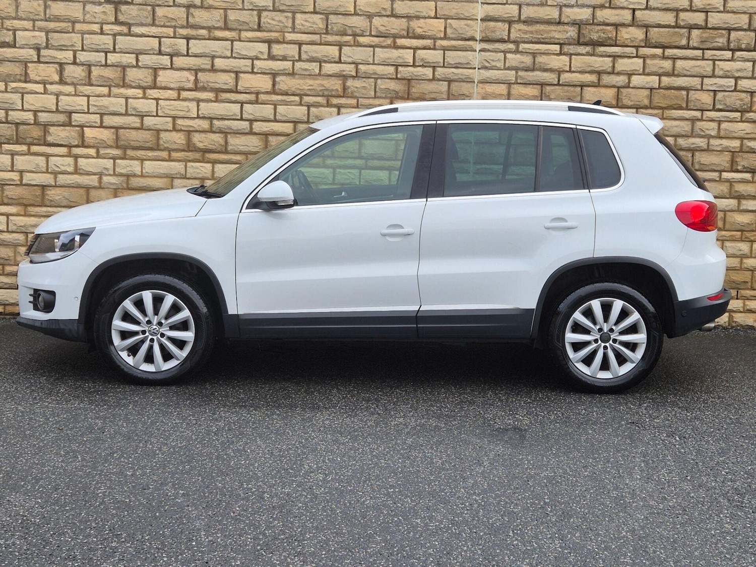 Used Volkswagen Tiguan 2015 for sale - 76719463: Photo 32