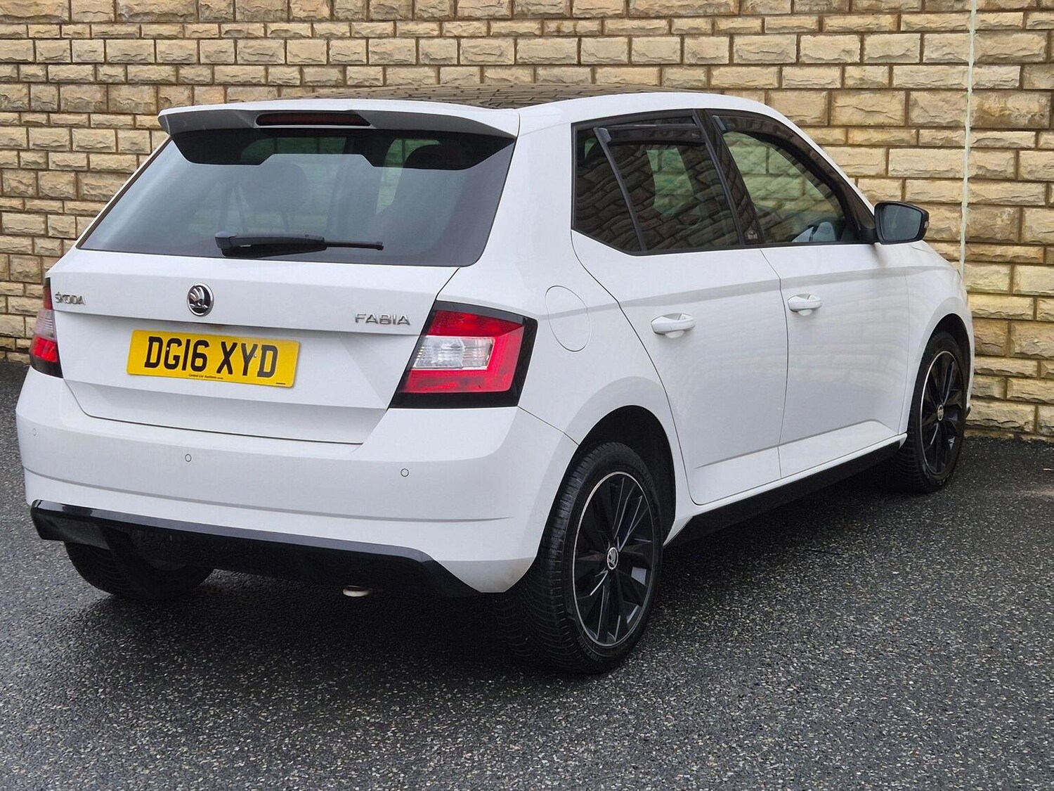 Used Skoda Fabia 2016 for sale - 77701075: Photo 19