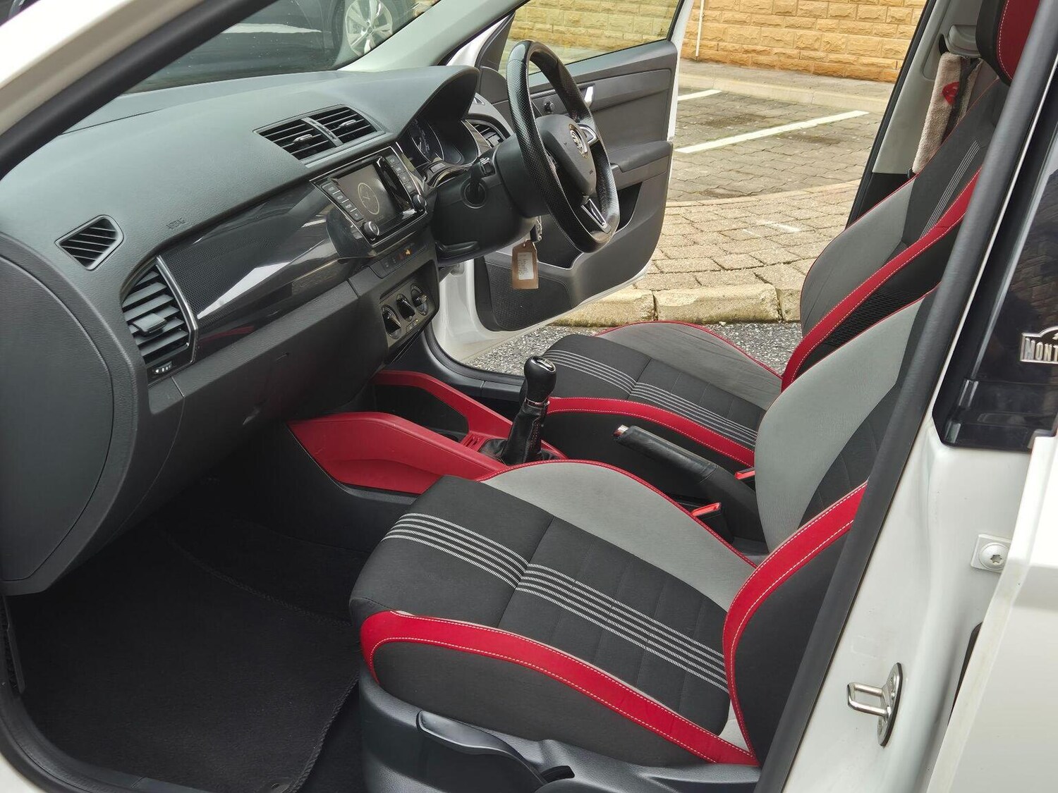 Used Skoda Fabia 2016 for sale - 77701075: Photo 22