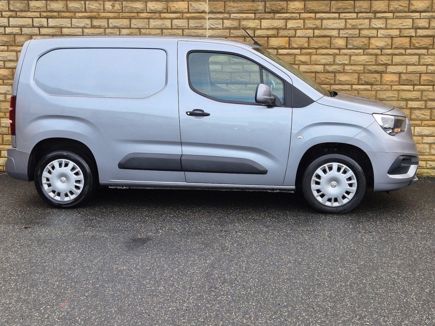 Used Vauxhall Combo 2021 for sale - 77220323: Photo 13