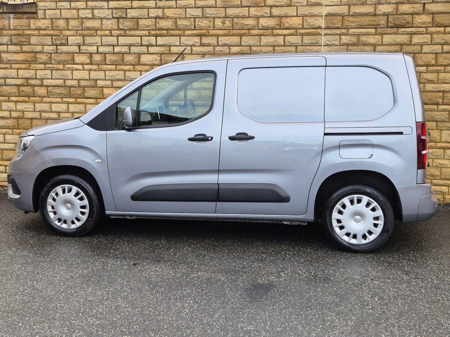 Used Vauxhall Combo 2021 for sale - 77220323: Photo 27