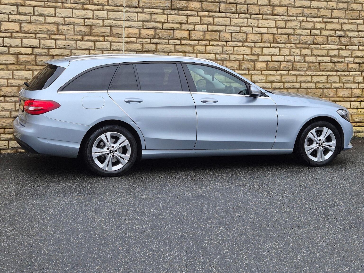 Used Mercedes-Benz C Class 2017 for sale - 77528326: Photo 16