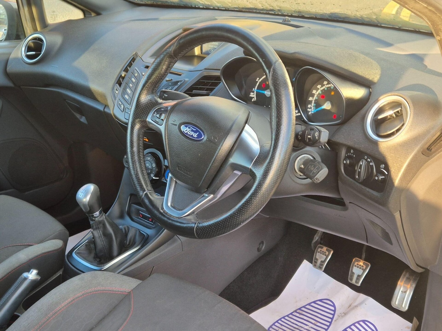 Used Ford Fiesta 2016 for sale - 76631188: Photo 10