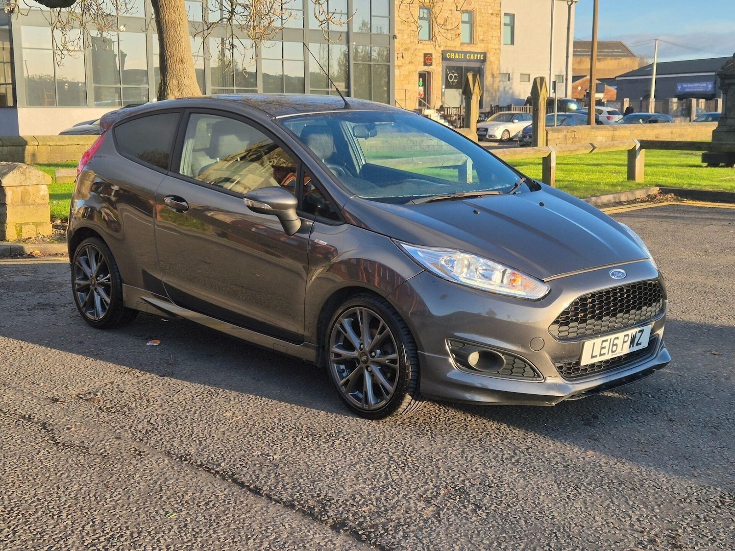 Used Ford Fiesta 2016 for sale - 76631188: Photo 11