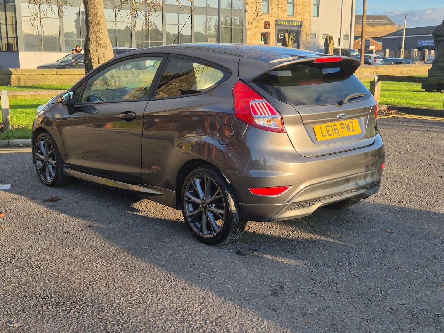 Used Ford Fiesta 2016 for sale - 76631188: Photo 25