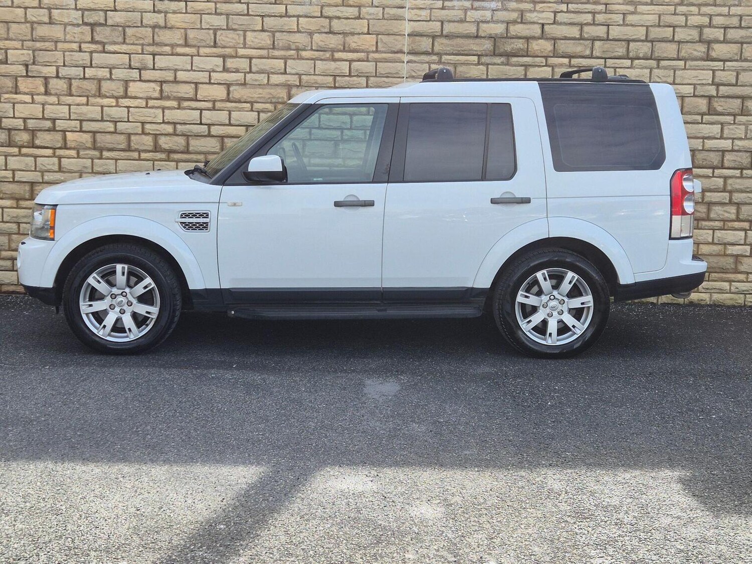 Used Land Rover Discovery 2011 for sale - 78038912: Photo 34