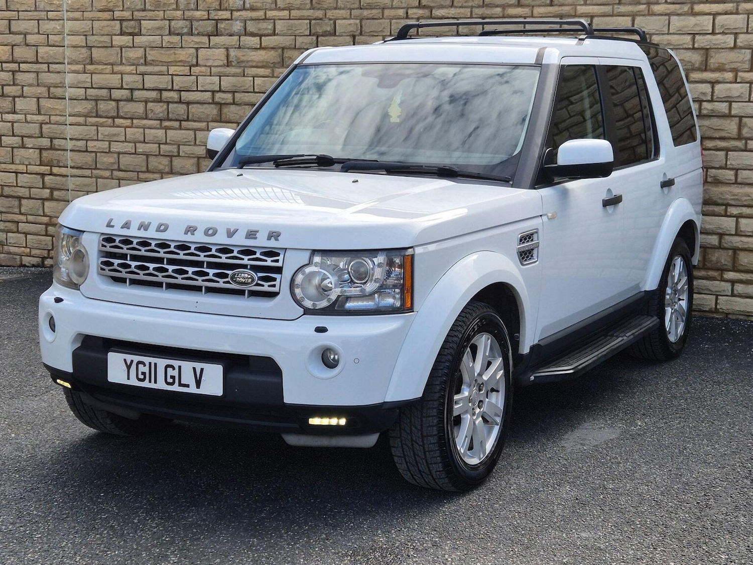Used Land Rover Discovery 2011 for sale - 78038912: Photo 4