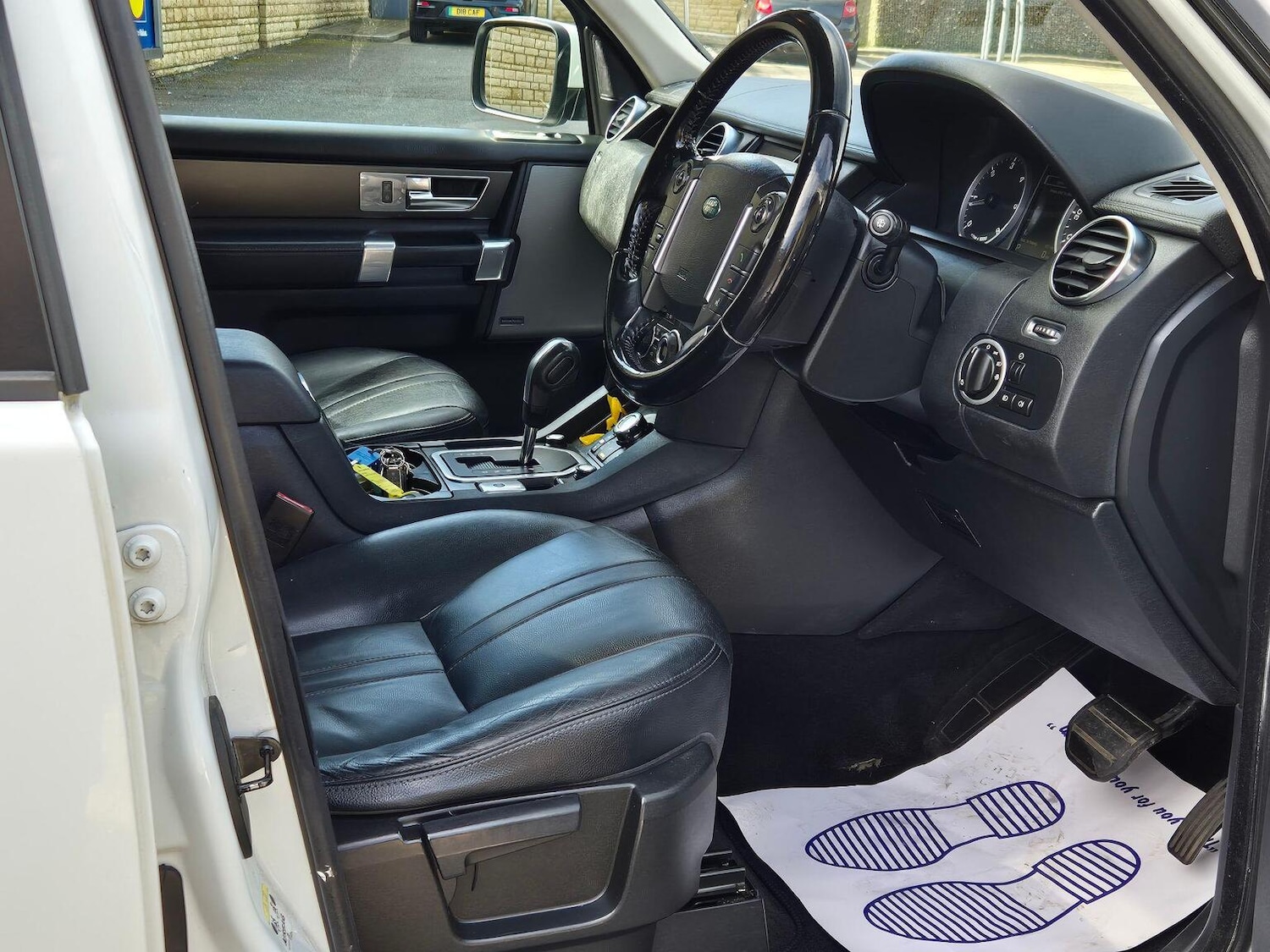 Used Land Rover Discovery 2011 for sale - 78038912: Photo 6