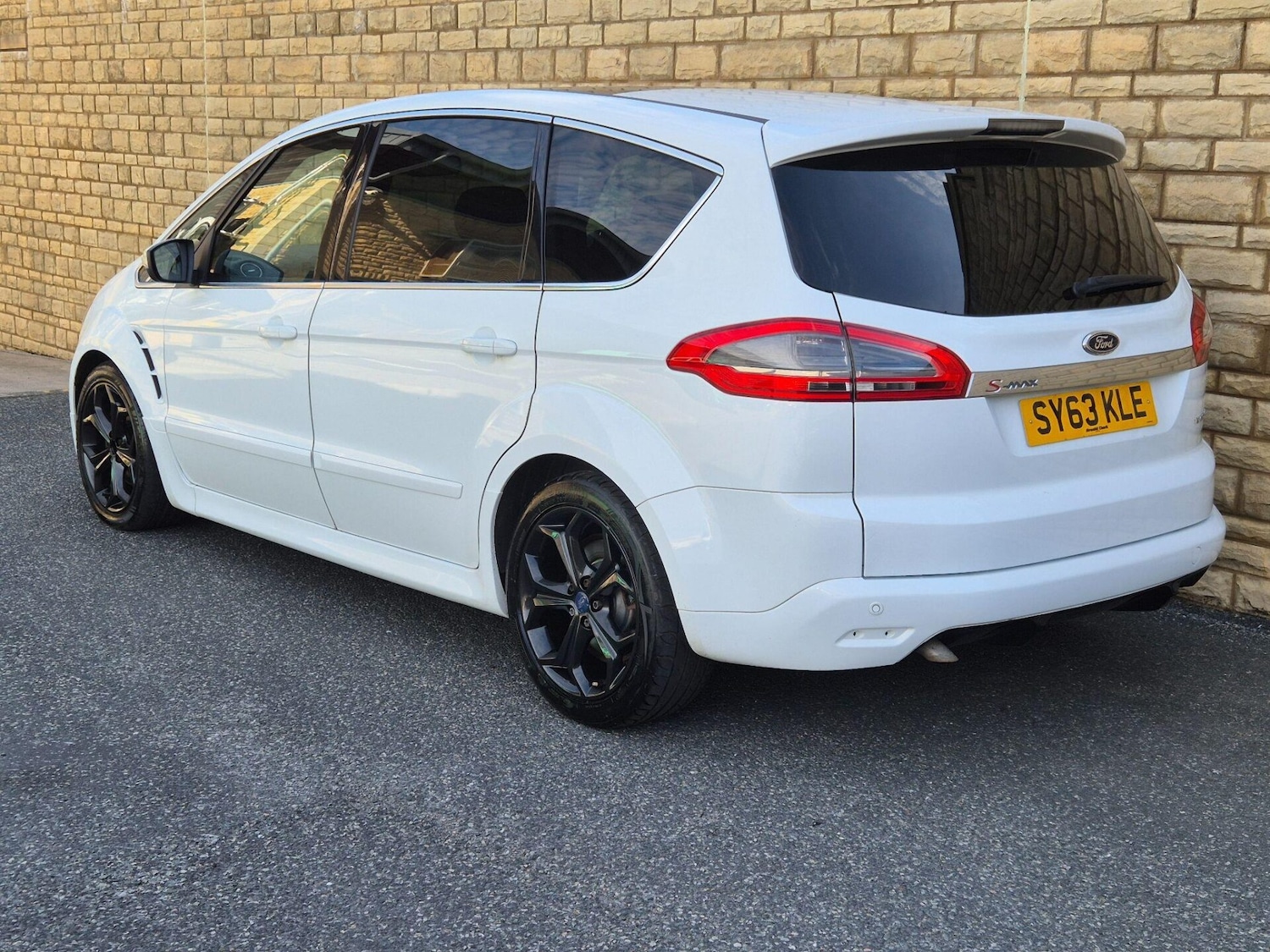 Used Ford S-Max 2013 for sale - 76631187: Photo 21