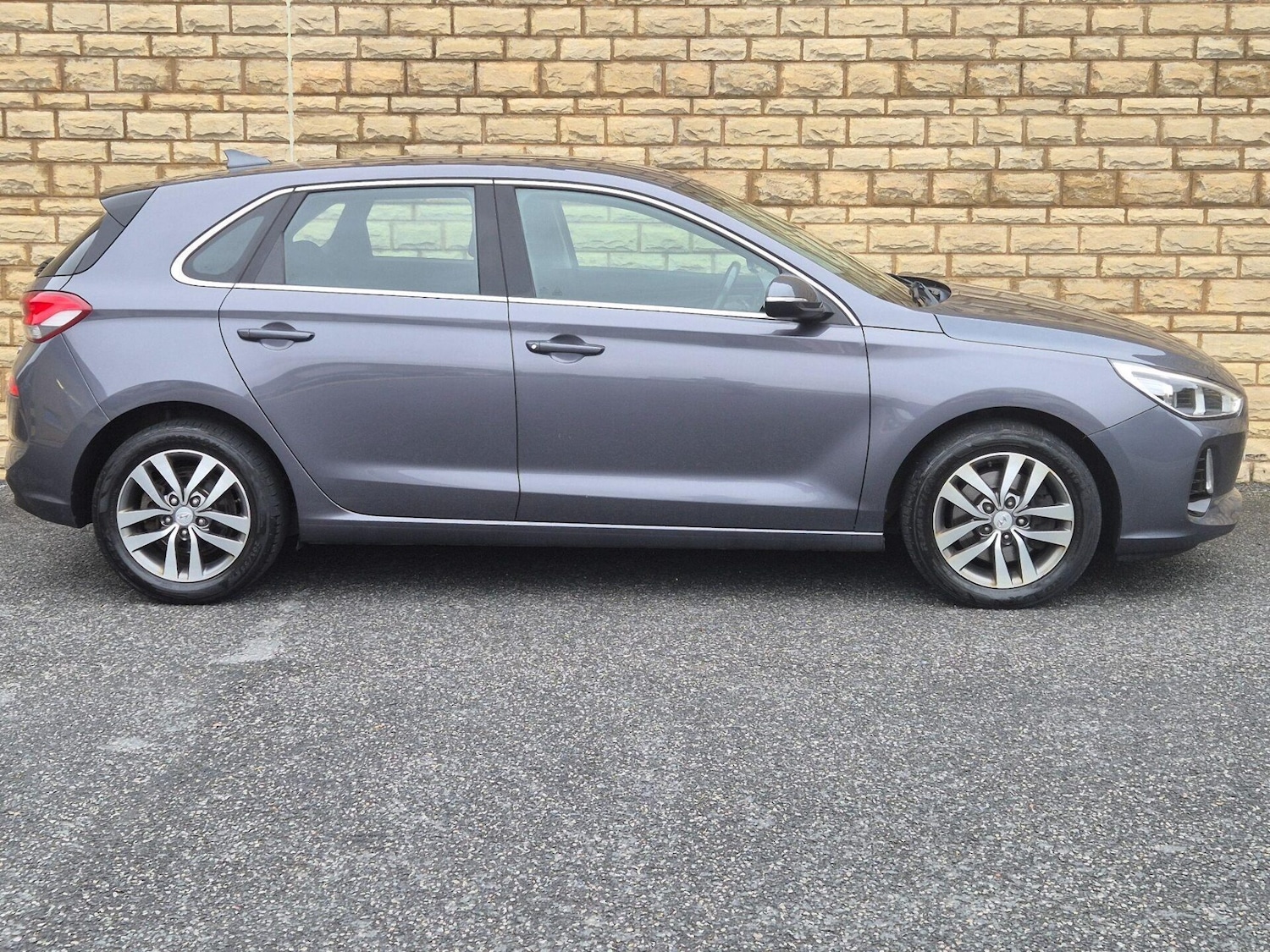 Used Hyundai i30 2018 for sale - 76608931: Photo 15