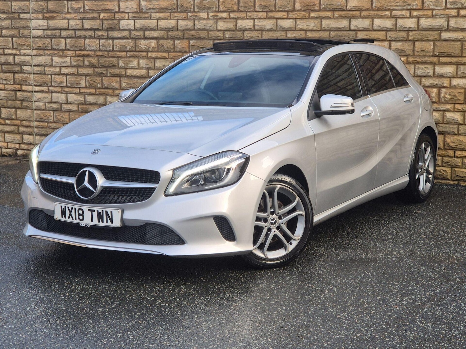 Used Mercedes-Benz A-Class 2018 for sale - 76748064: Photo 3