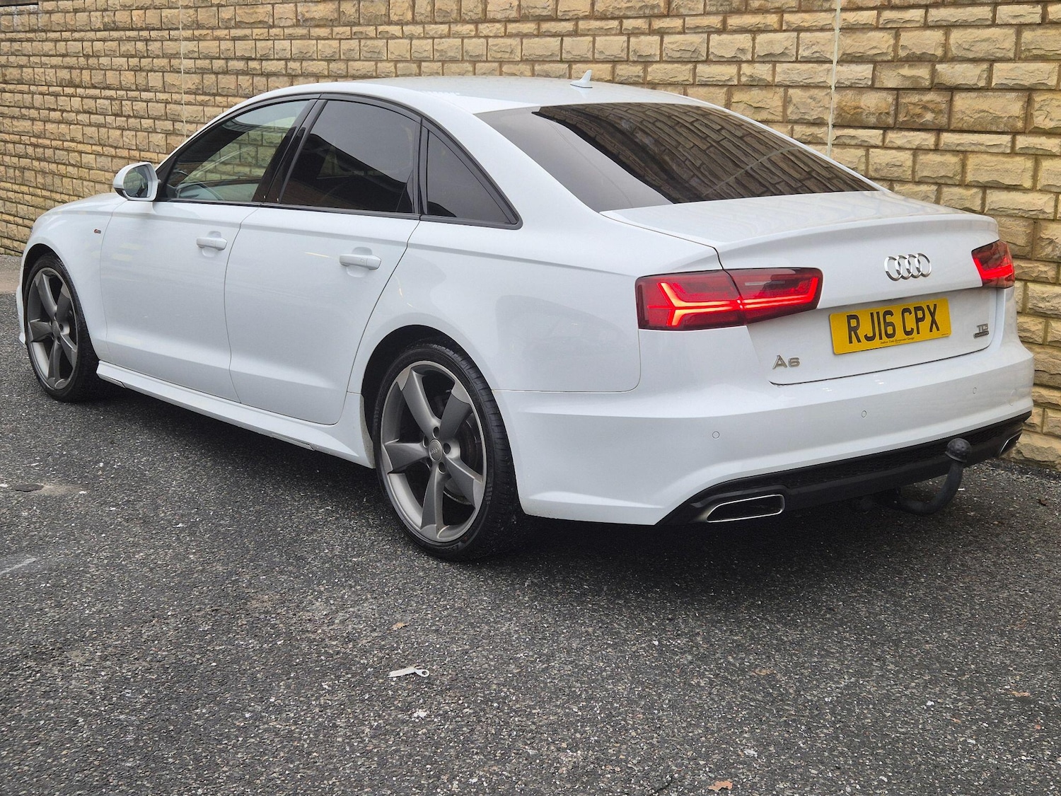 Used Audi A6 Saloon for sale - 78128199: Photo 28