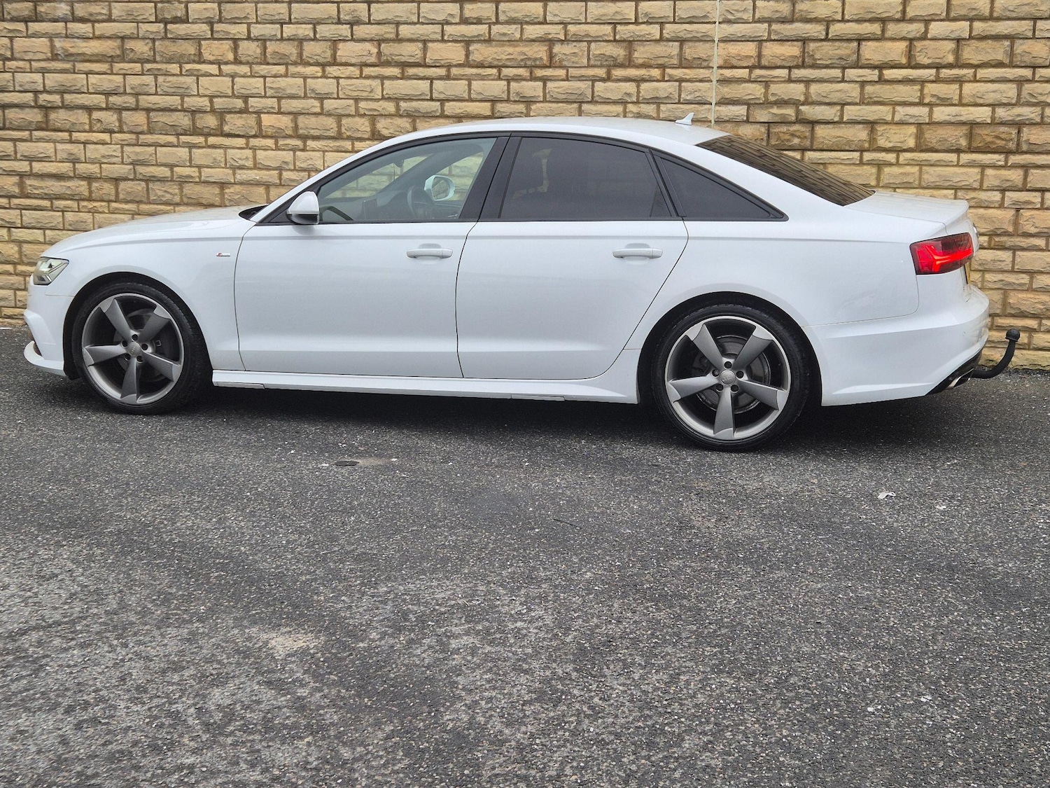 Used Audi A6 Saloon for sale - 78128199: Photo 31