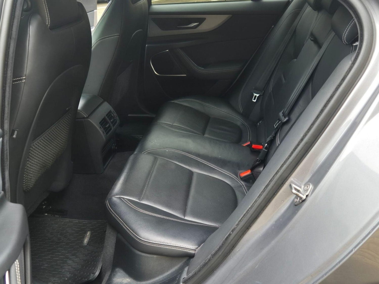 Used Jaguar XE 2019 for sale - 77391786: Photo 10