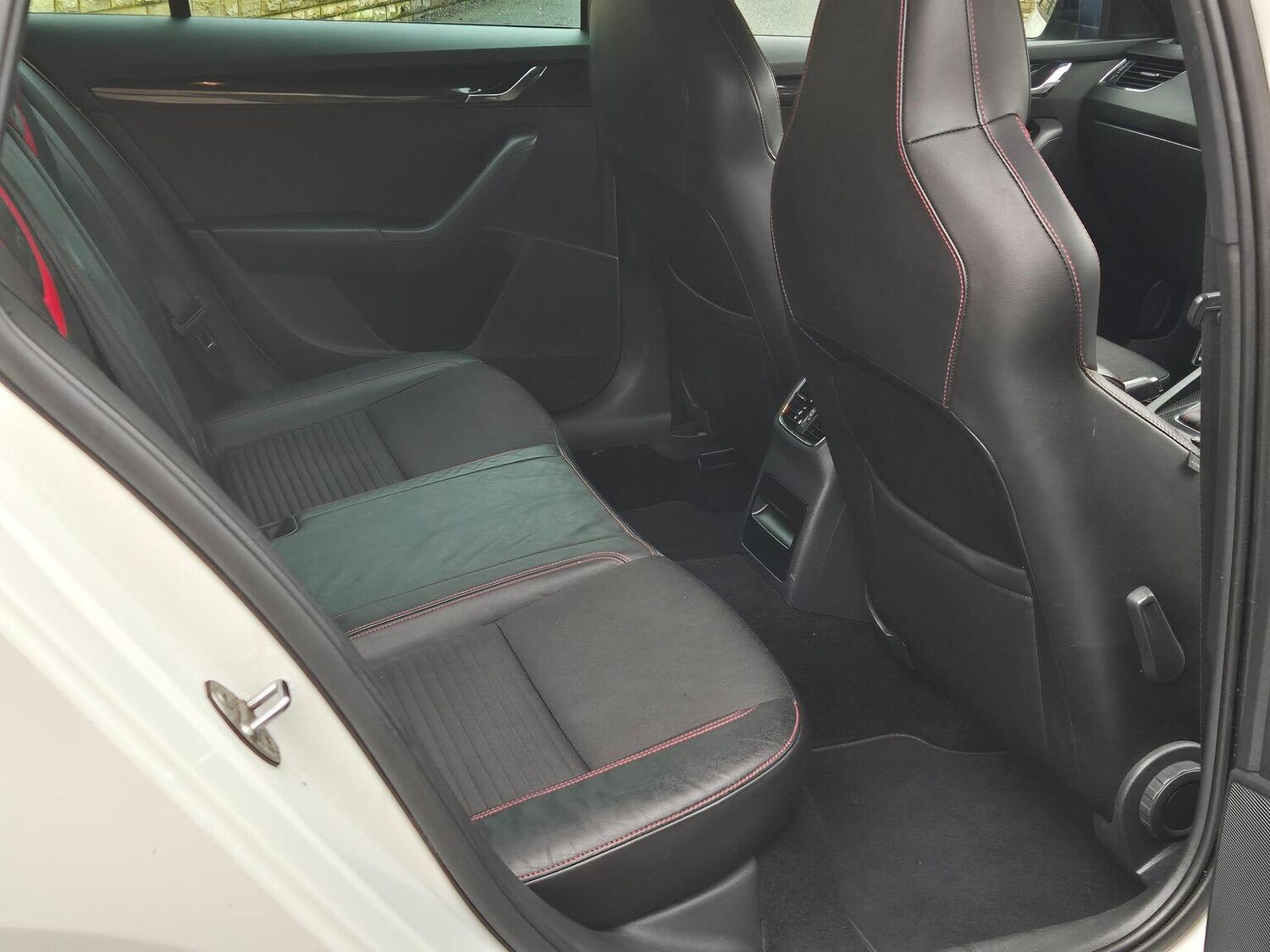 Used Skoda Octavia 2015 for sale - 77541610: Photo 10