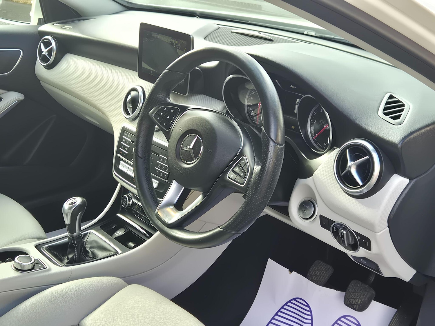 Used Mercedes-Benz A-Class 2018 for sale - 78205050: Photo 2