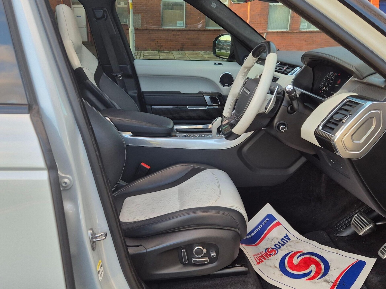 Used Land Rover Range Rover Sport 2020 for sale - 77199337: Photo 33