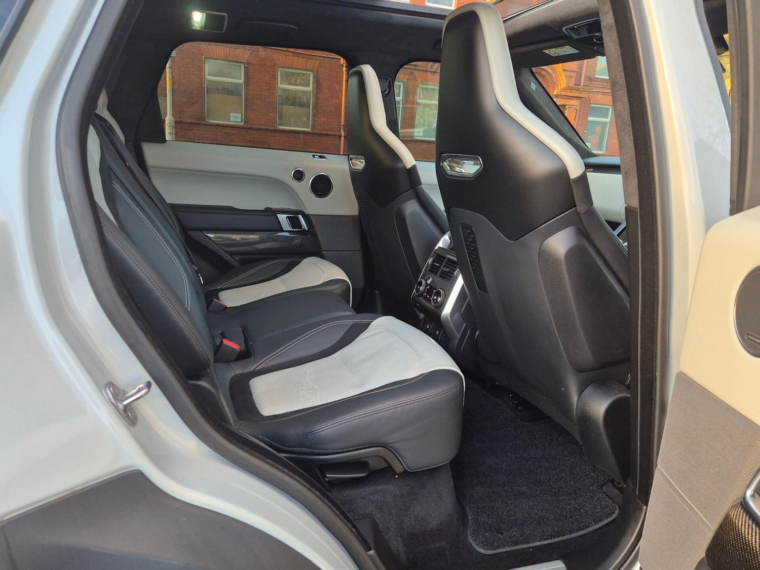 Used Land Rover Range Rover Sport 2020 for sale - 77199337: Photo 37