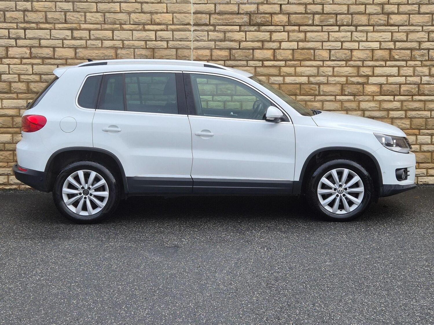 Used Volkswagen Tiguan 2015 for sale - 77465726: Photo 15