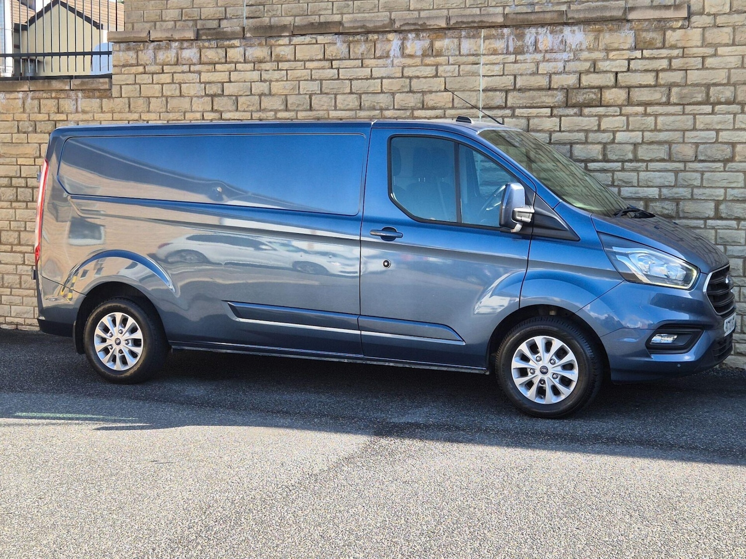 Used Ford Transit Custom 2020 for sale - 77310541: Photo 11