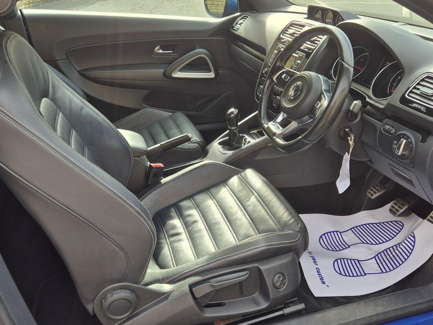 Used Volkswagen Scirocco 2015 for sale - 78038911: Photo 2