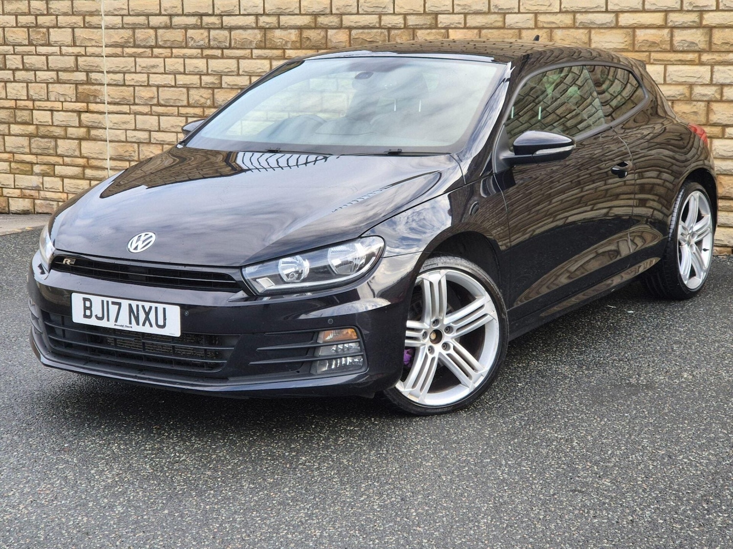 Used Volkswagen Scirocco 2017 for sale - 76844882: Photo 3