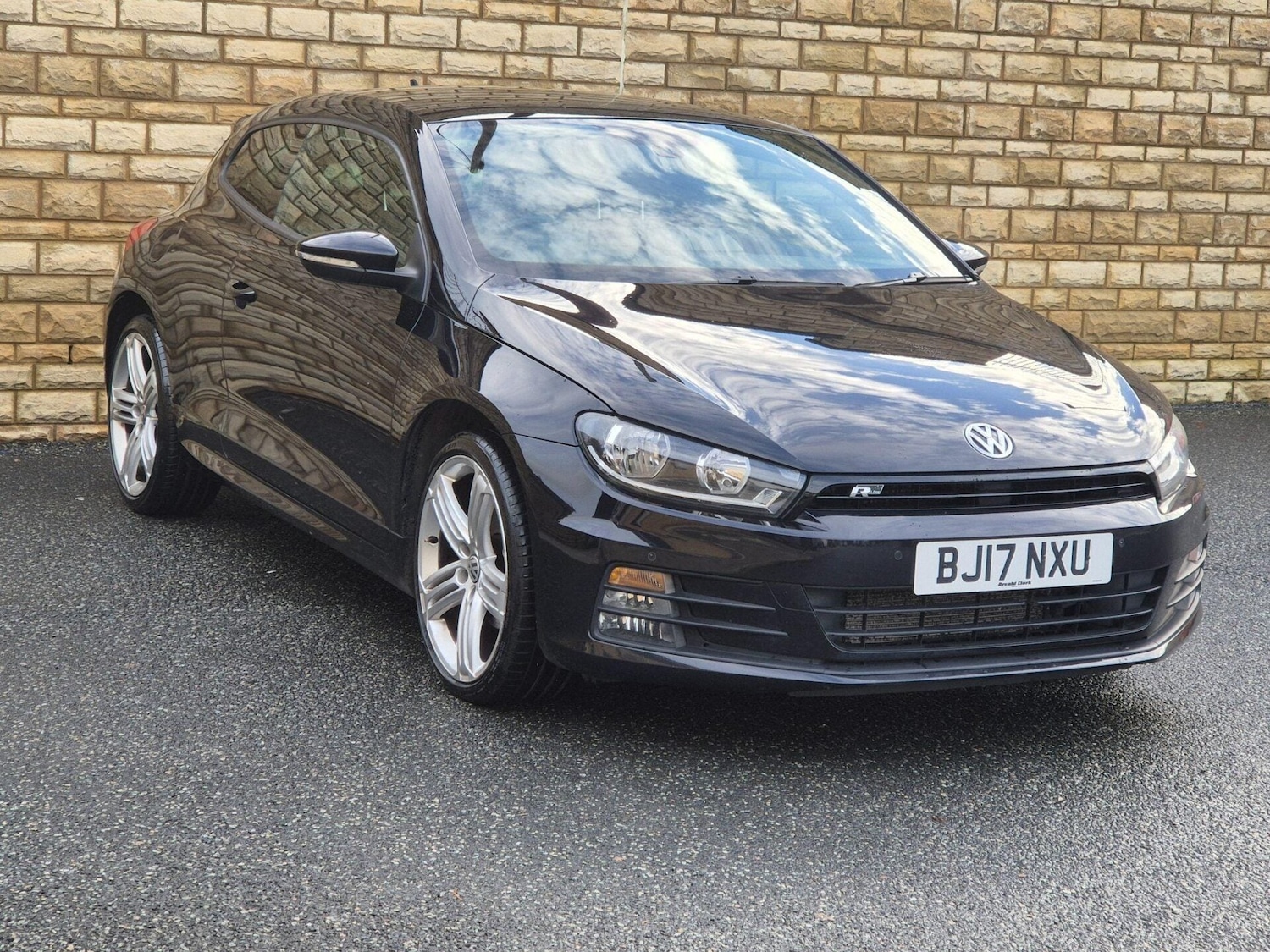 Used Volkswagen Scirocco 2017 for sale - 76844882: Photo 9