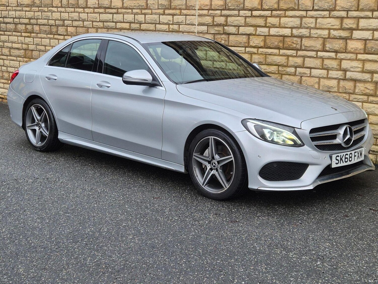 Used Mercedes-Benz C Class 2018 for sale - 77501447: Photo 11