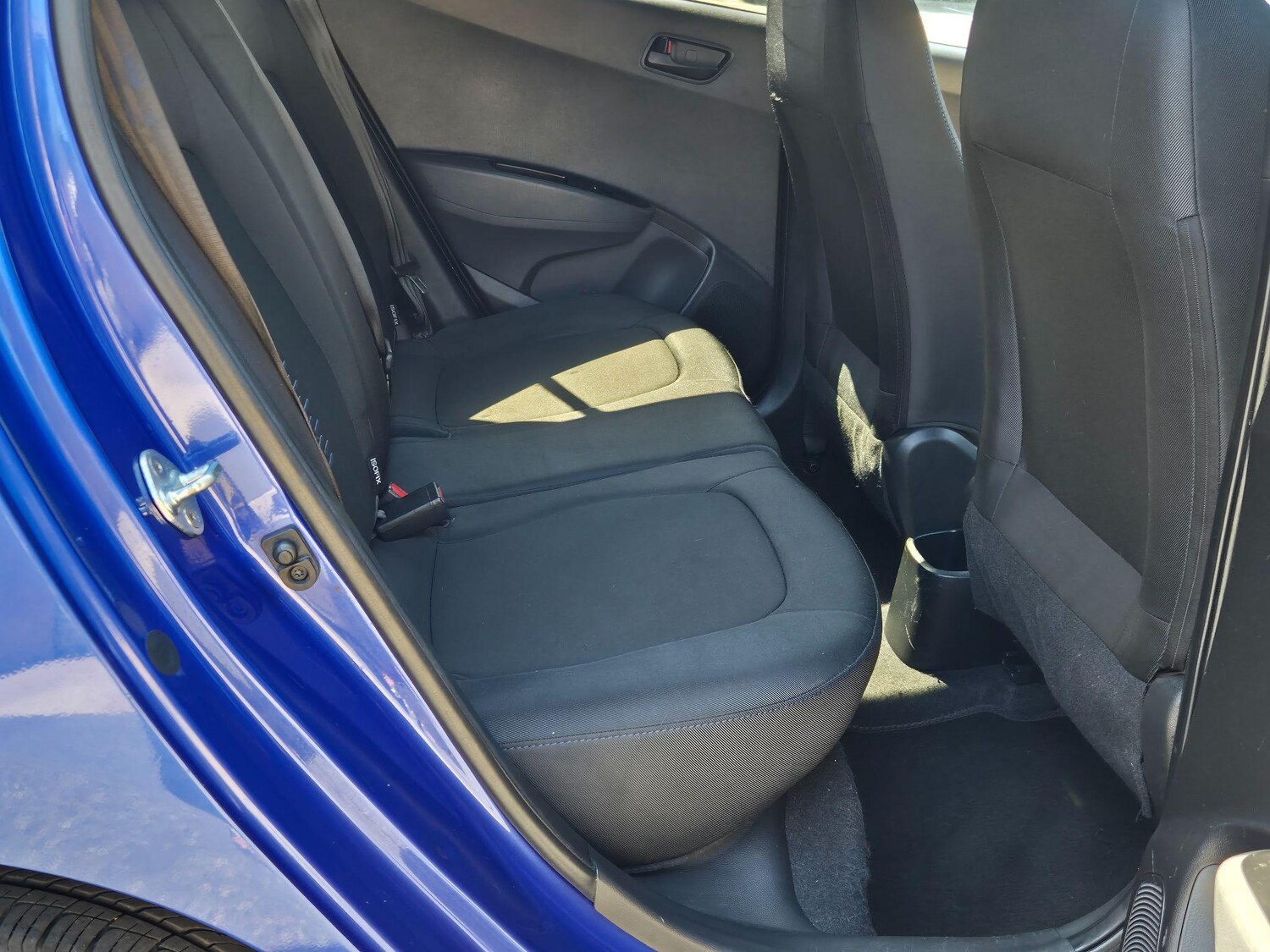 Used Hyundai i10 2018 for sale - 77465718: Photo 10