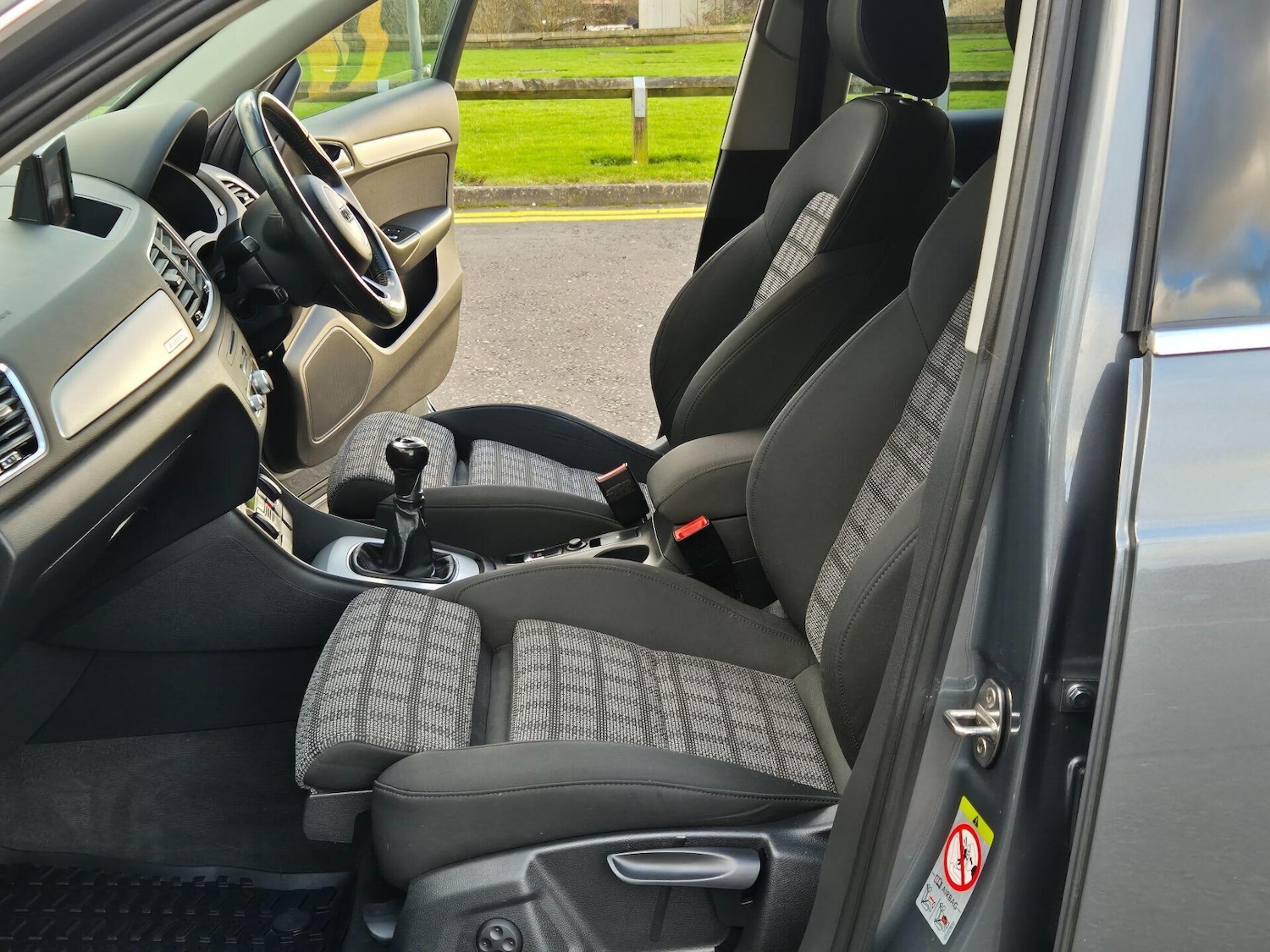 Used Audi Q3 2015 for sale - 77093819: Photo 22