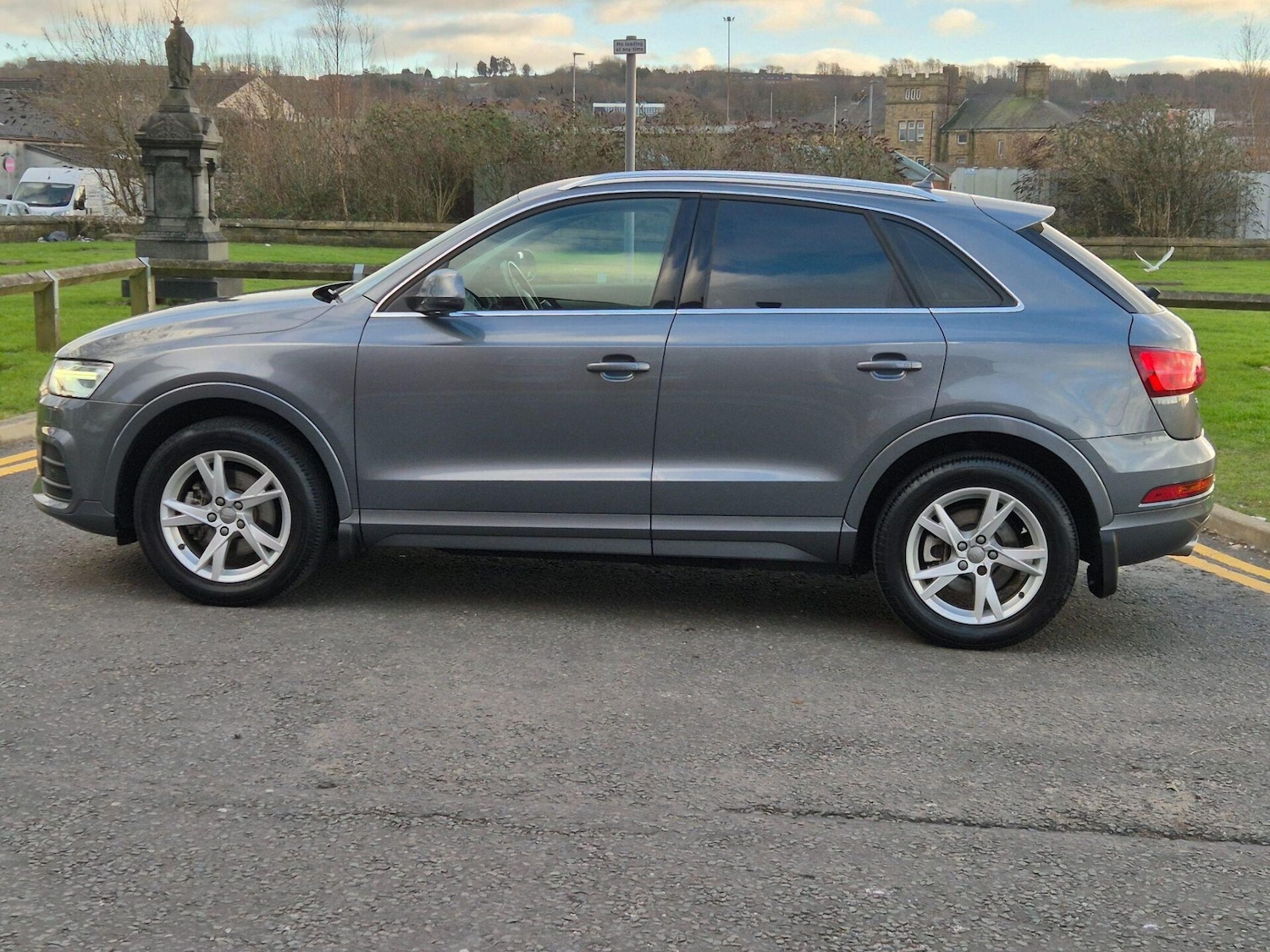 Used Audi Q3 2015 for sale - 77093819: Photo 32