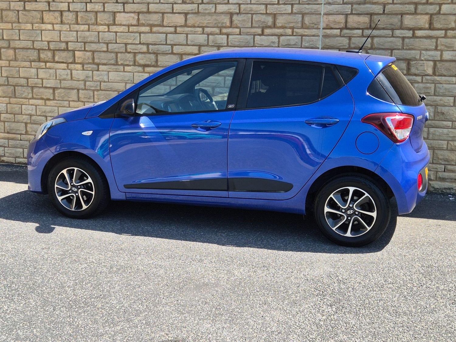 Used Hyundai i10 2018 for sale - 76608929: Photo 27