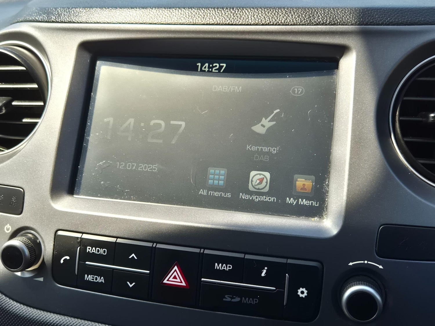 Used Hyundai i10 2018 for sale - 76608929: Photo 30