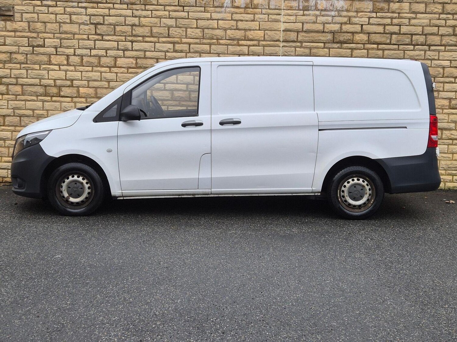 Used Mercedes-Benz Vito 2017 for sale - 77465769: Photo 24
