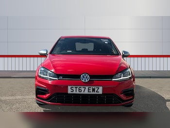 Used Volkswagen Golf 2017 for sale - 75239234: Photo