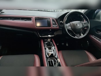 Used Honda HR-V 2019 for sale - 77570549: Photo