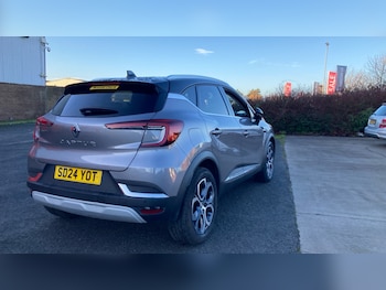 Used Renault Captur 2024 for sale - 76738671: Photo