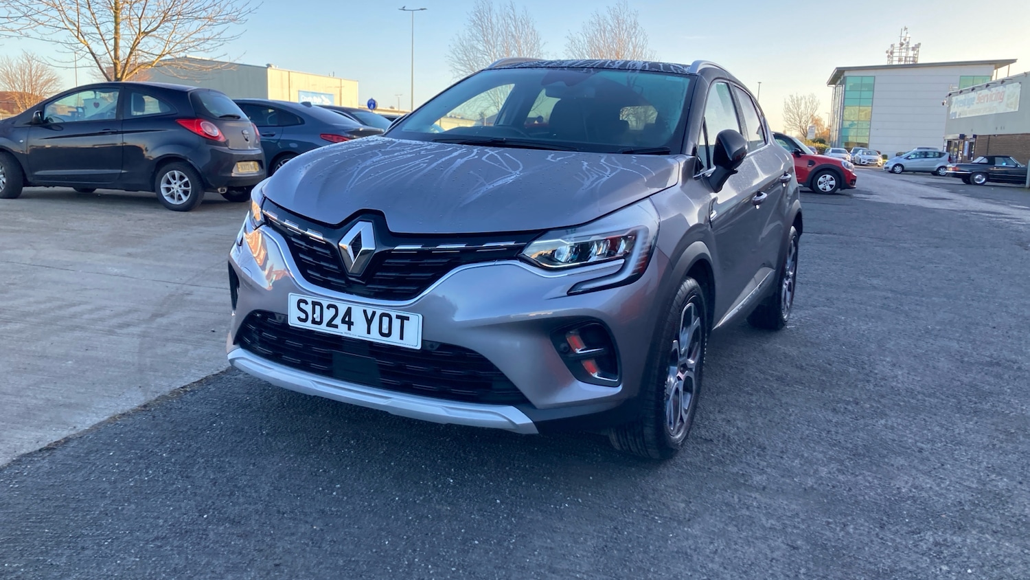 Used Renault Captur 2024 for sale - 76738671: Photo 8