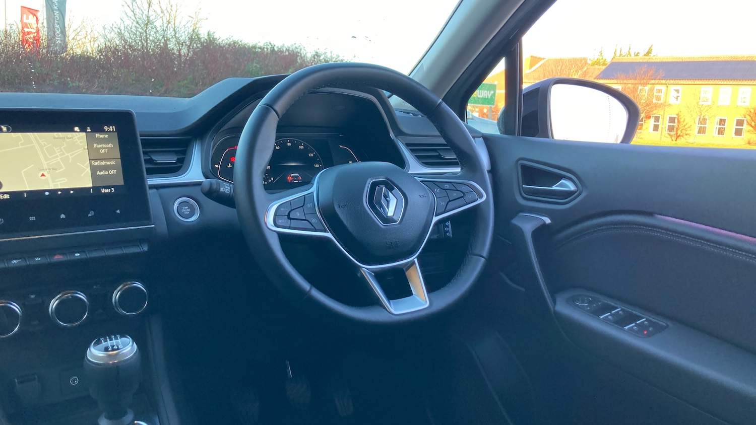 Used Renault Captur 2024 for sale - 76738671: Photo 9