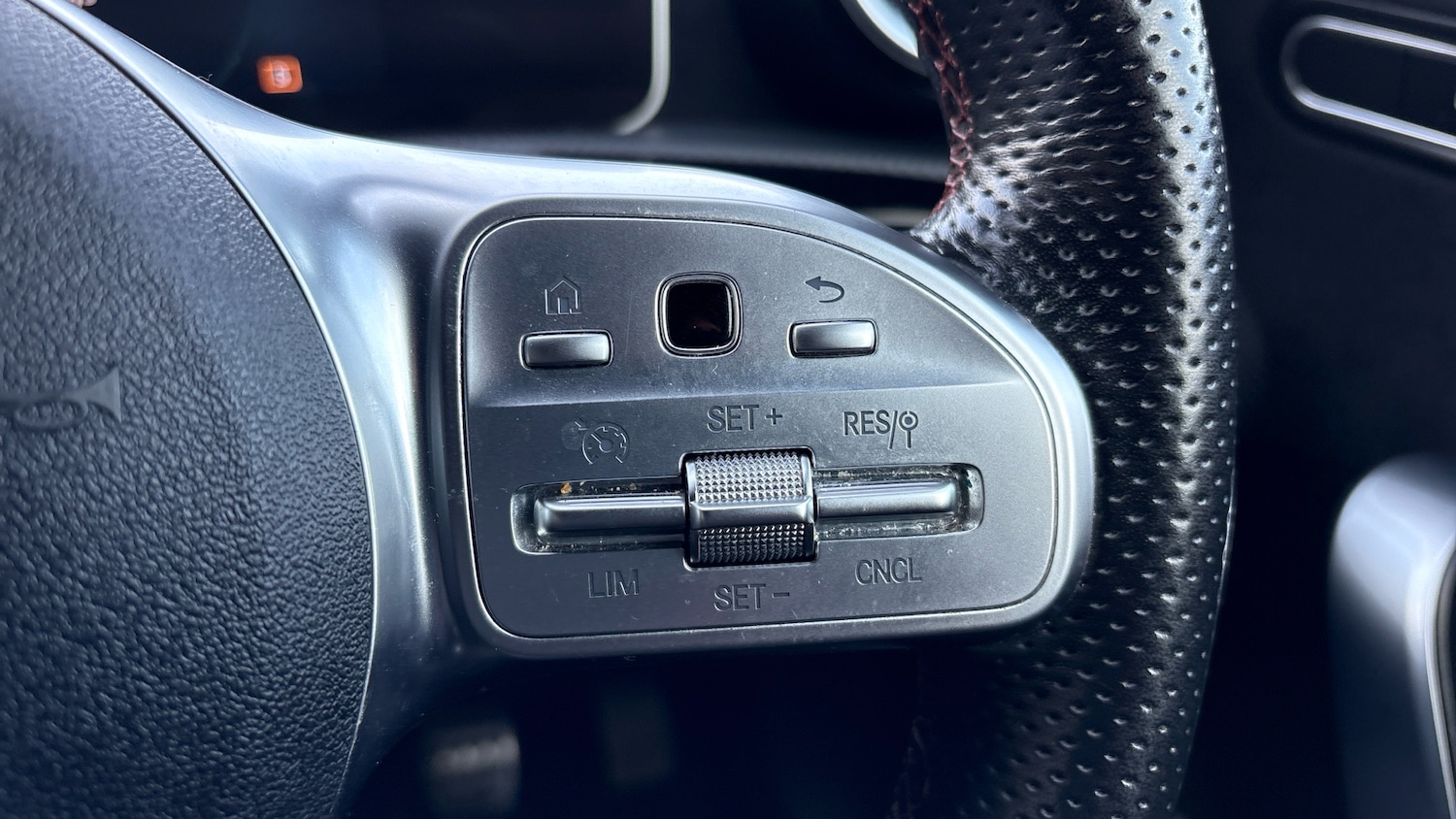 Used Mercedes-Benz A-Class 2019 for sale - 78199394: Photo 28