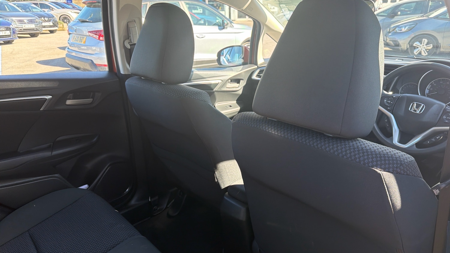 Used Honda Jazz 2019 for sale - 78132163: Photo 15