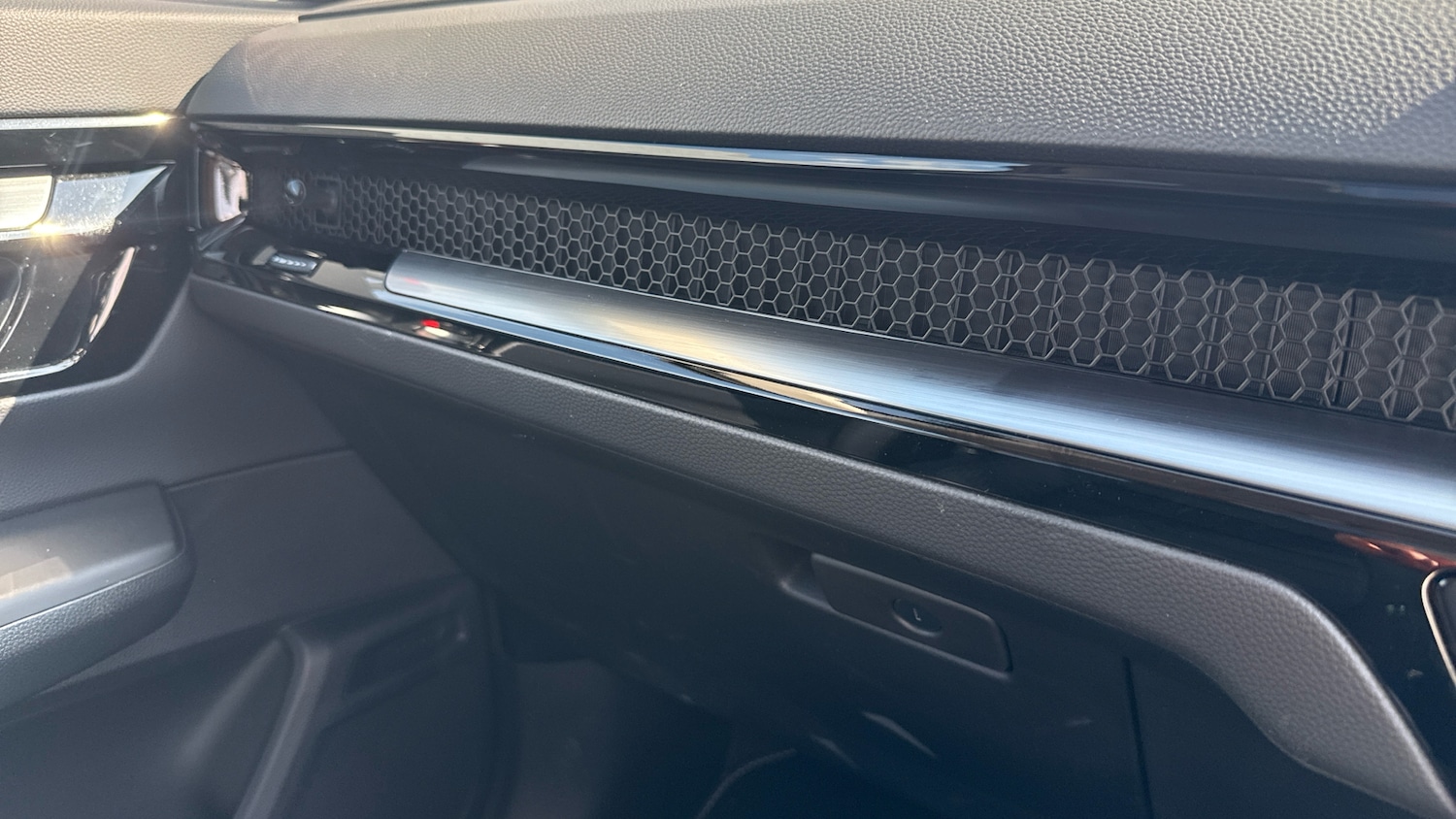 Used Honda CR-V 2025 for sale - 76652256: Photo 27